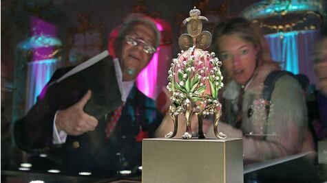 La historia de los huevos de Fabergé, los enigmáticos y extravagantes regalos de la familia imperial rusa que hoy valen millones