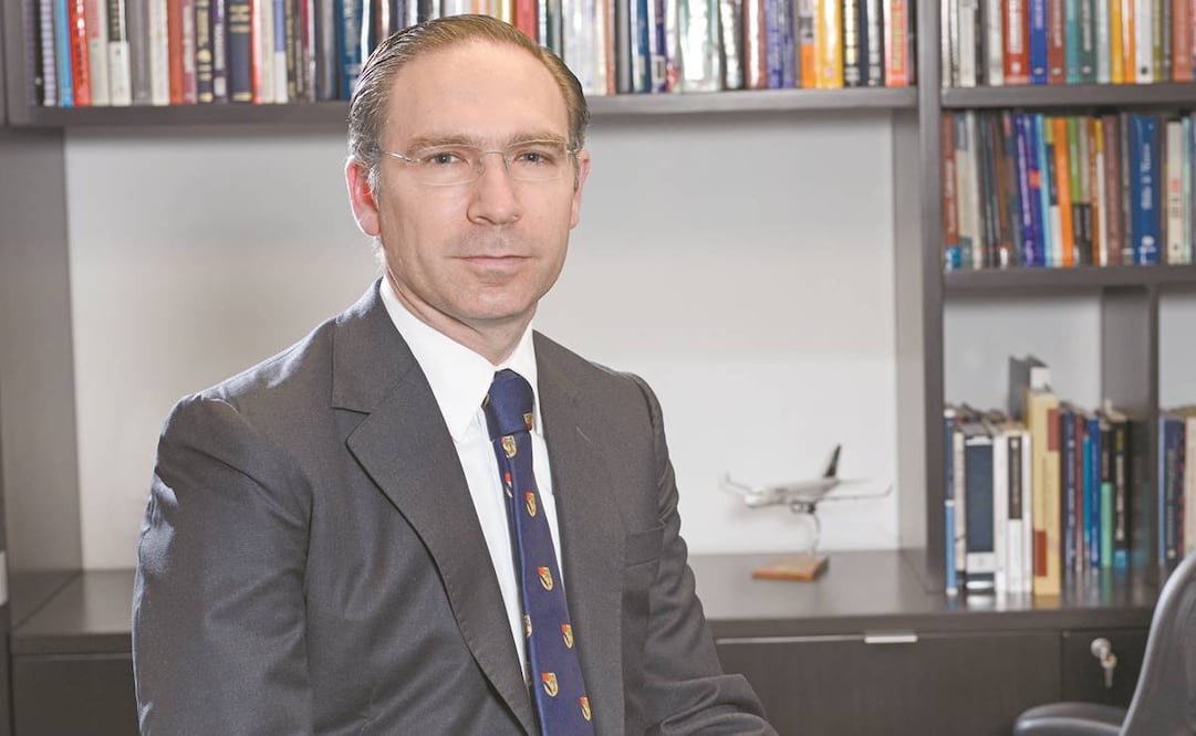 El rector de la UP, Santiago García, explicó que la universidad desarrolló estrategias para frenar la deserción escolar. Foto: CORTESÍA