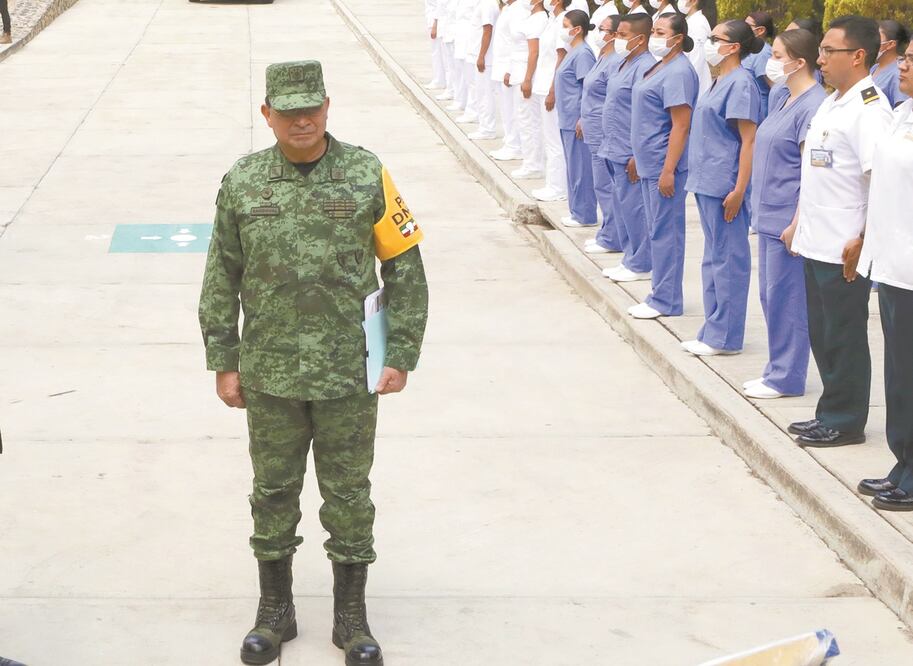 El secretario de la Defensa Nacional, Luis Cresencio Sandoval, dijo que hay 20 mil 400 elementos destinados a la aplicación del Plan DN-III-E. Foto: PRESIDENCIA