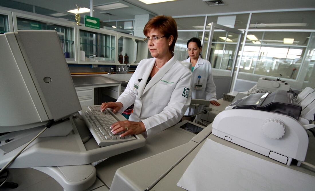 Zoé Robledo Aburto señaló que Guerrero es la entidad que tiene la cobertura más baja de médicos especialistas, médicos generales y personal de enfermería. Foto: archivo/EL UNIVERSAL