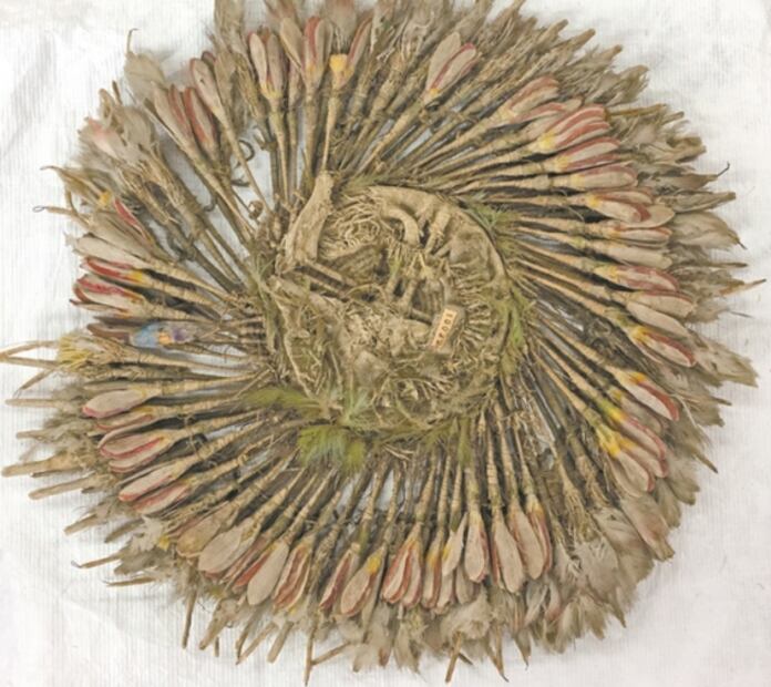 "Penacho de Cuauhtémoc" en tela de juicio; lo estudian expertos de México y Francia