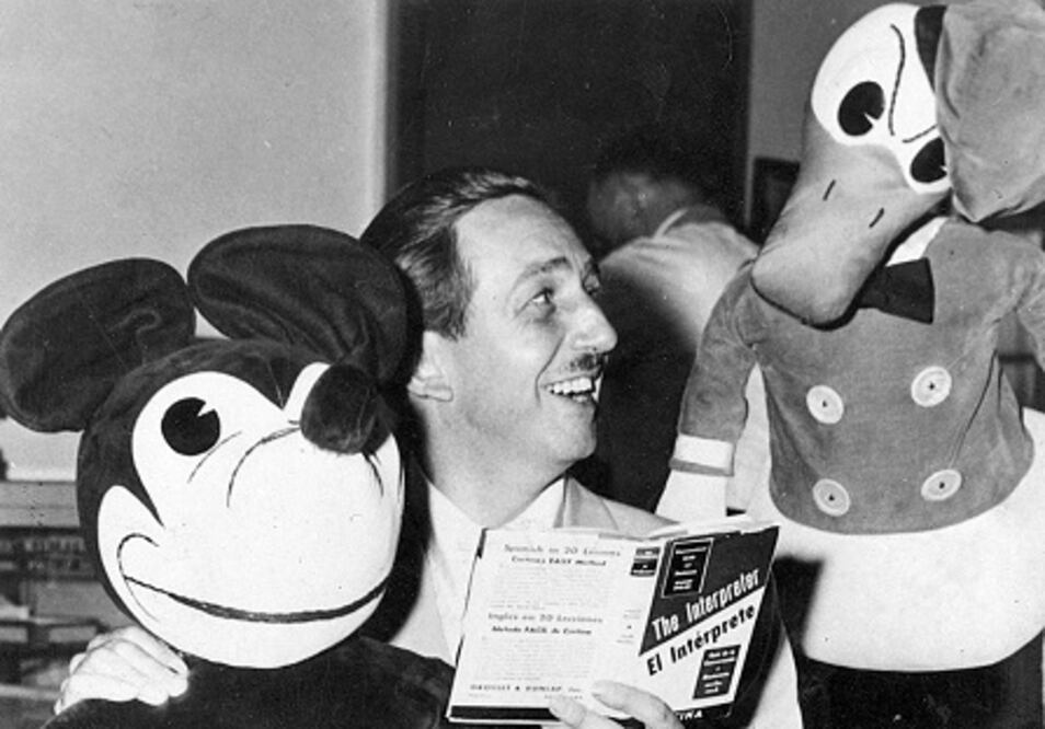 Alejandro Dumas y Walt Disney, en un día como hoy