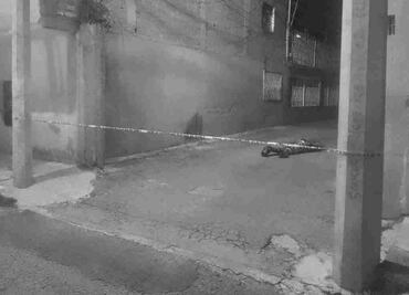 Localizan cadáver de un hombre completamente cubierto por plástico en Tlanepantla