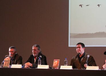 Poesía de Gutiérrez Vega tiene "toque transfigurador"