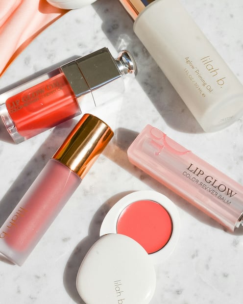 Combina un lip oil y un gloss en tu rutina de maquillaje. Foto: Unsplash