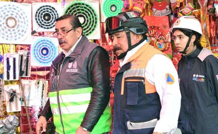 Realizan operativo para retirar pirotecnia de mercado Allende en Coyoacán; piden evitar la compra de los productos