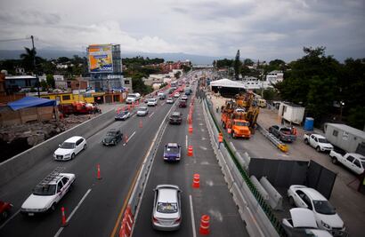 ¡Por fin! expresa una mujer tras apertura de carril en Paso Exprés