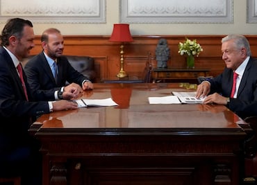 Conversa AMLO con Mauricio Kuri sobre agua y desarrollo urbano en Querétaro