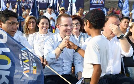 Ordenan bajar promocional de Anaya por uso indebido de pauta 