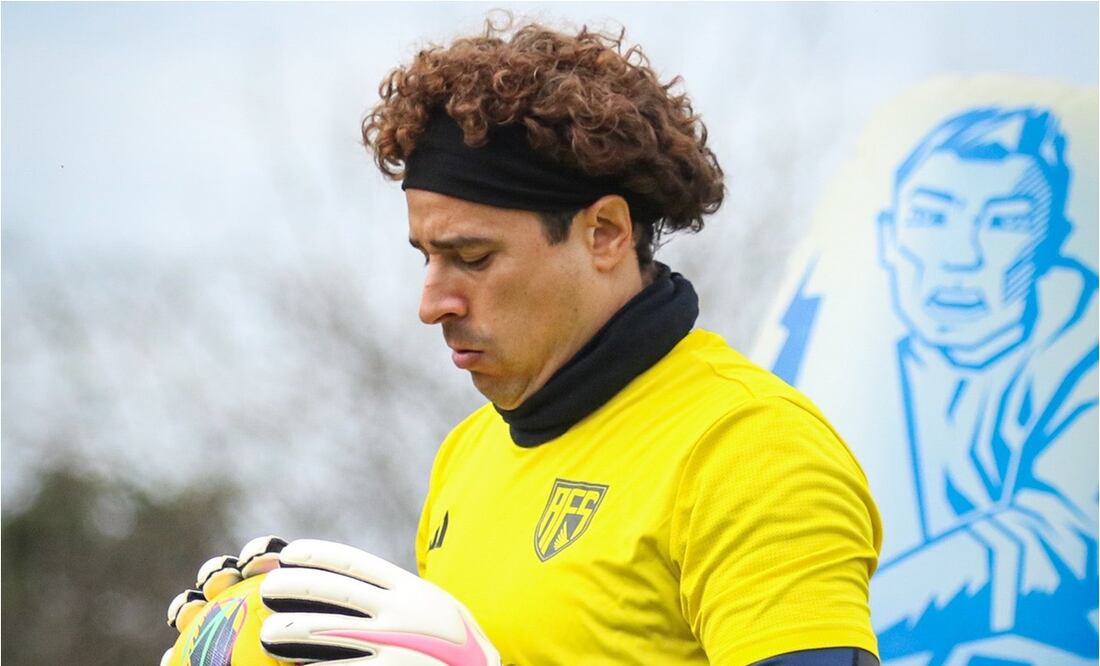 FOTO: Fanáticos en Portugal explotan contra Guillermo Ochoa; "Son errores de novato" - @afs_viladasaves
