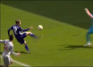 Error de Guillermo Ochoa en dolorosa derrota del Standard Lieja