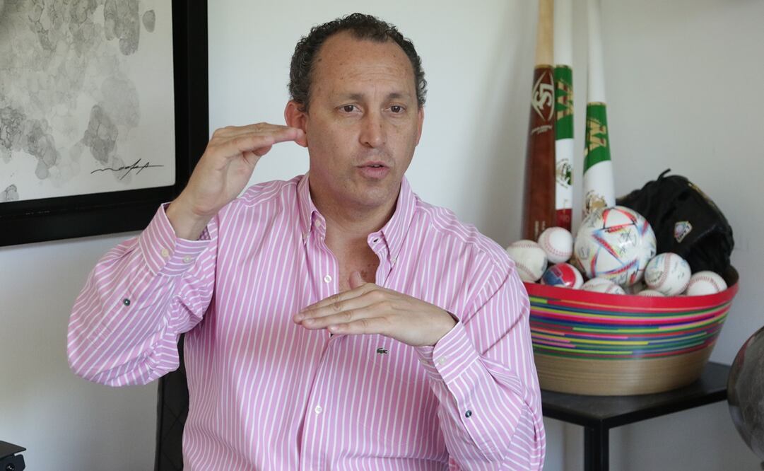 Horacio de la Vega en entrevista - Foto: Carlos Mejía/ EL UNIVERSAL