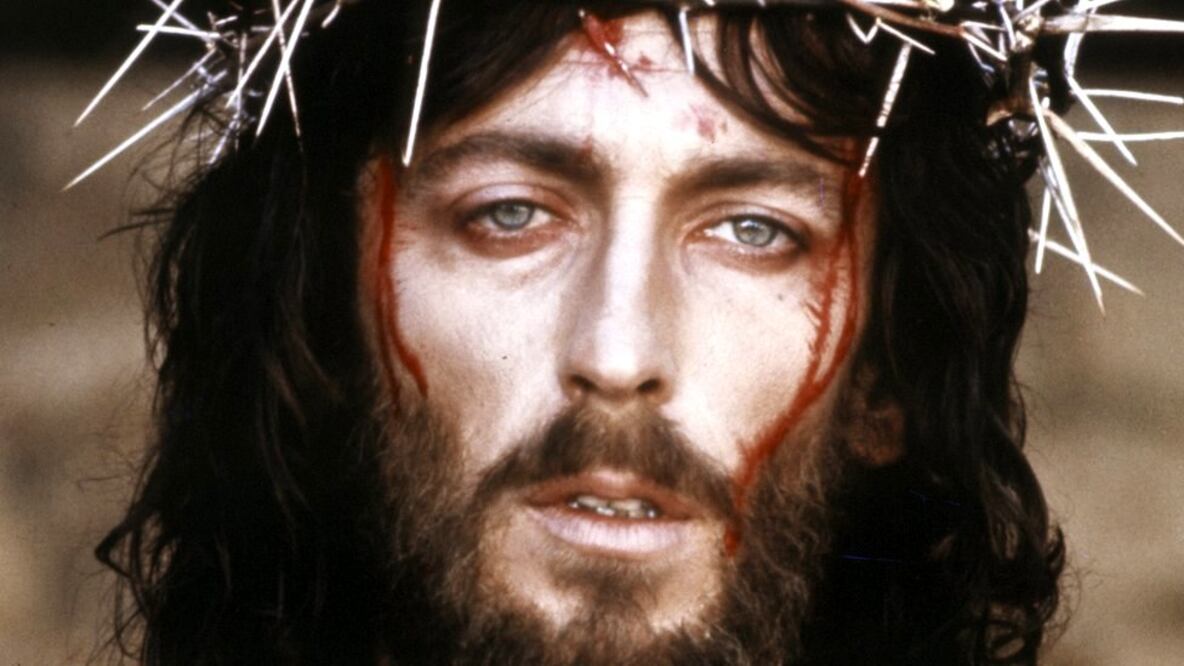 El rostro de Robert Powell interpretando a Jesús se convirtió en una imagen icónica. Foto: GETTY IMAGES