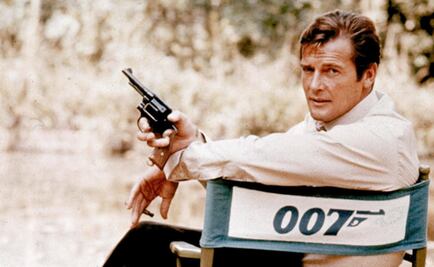 Moore descarta que haya James Bond homosexual