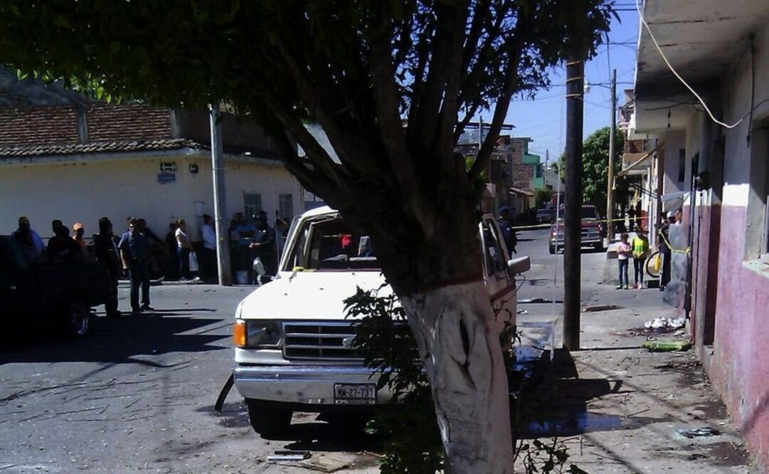 En el negocio hubo al menos tres heridos que fueron reportados como graves pero estables. /Carlos Arrieta - EL UNIVERSAL