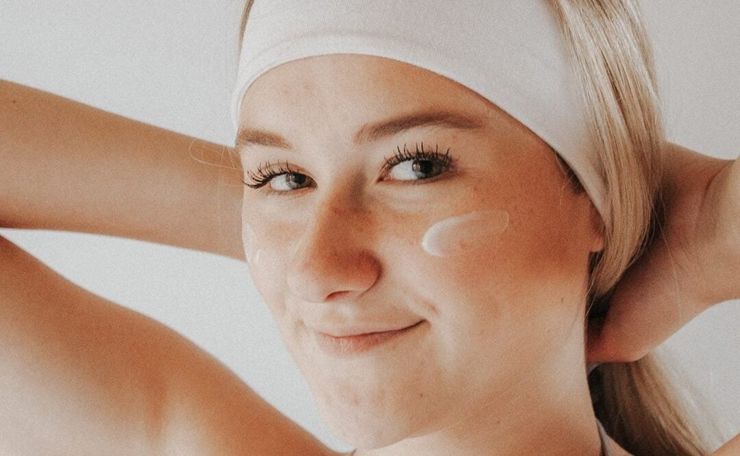 La cosmética ofrece cuantiosos productos para minimizar poros y controlar el brillo / Foto: Unsplash