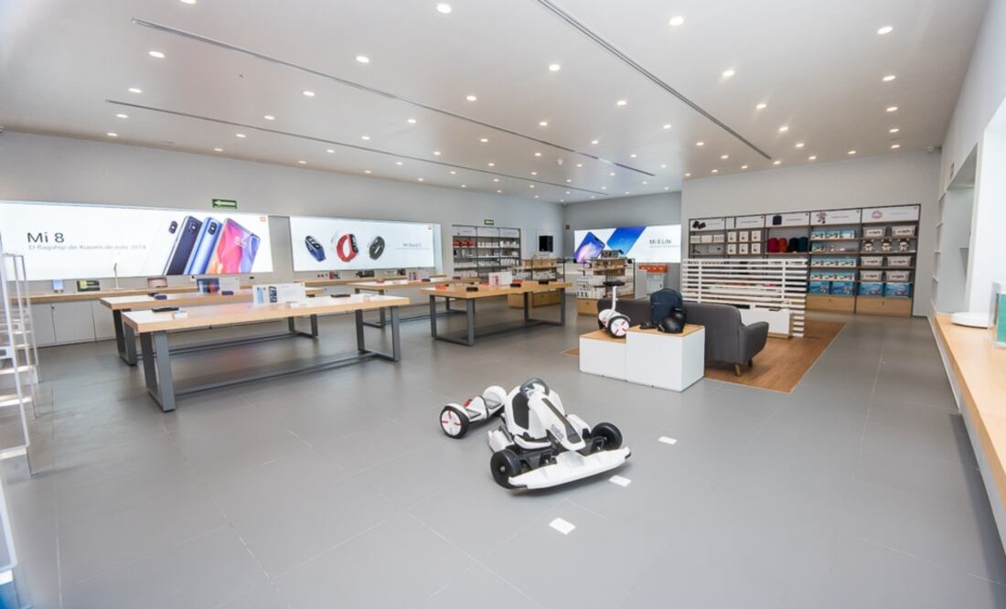 La tienda está ubicada en el primer piso del centro comercial Toreo Parque Central