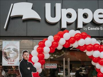 Canelo Álvarez abre vacantes para sus tiendas; así puedes postularte