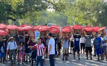 En Tamaulipas, corren con colotes en honor de la Virgen de Guadalupe 