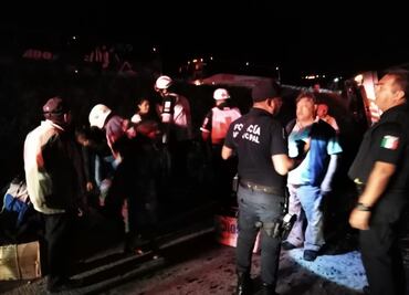 Resultan heridas 20 personas por volcadura de camión en Veracruz