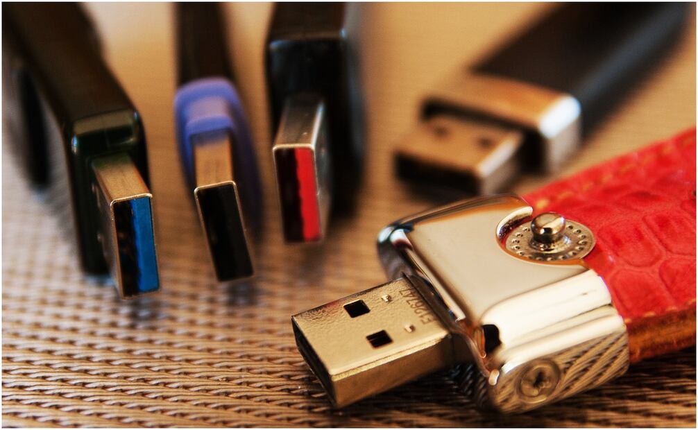 No expongas tu memoria USB a dispositivos ajenos. Foto: Pixabay