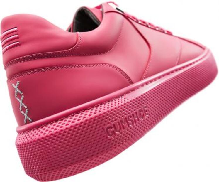 Holanda crea el primer calzado hecho con chicles de la calle