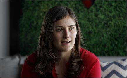 Colombiana se convierte en piloto de pruebas en Formula 1