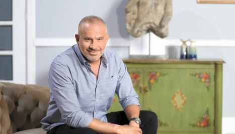 Culpan a Arath de la Torre de afectar a “Cándido Pérez”