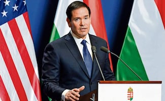 Marco Rubio en Múnich: la misma amenaza, con florecitas