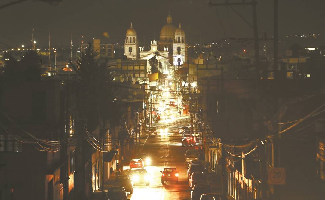 En el Valle de Toluca, Estado de México, las afectaciones en el suministro eléctrico se mantenían hasta ayer en la noche. Foto: Jorge Alvardo. EL UNIVERSAL