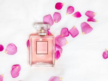 Cómo hacer para que el perfume dure más en primavera y verano