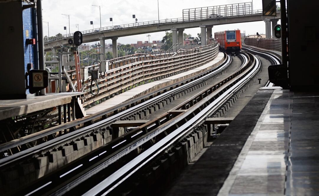 Línea B del Metro fue recientemente sometida a trabajos en vías, pero este miércoles 07 de mayo, tuvo una falla que obligó a cerrar dos estaciones. Foto: Carlos Mejía / EL UNIVERSAL