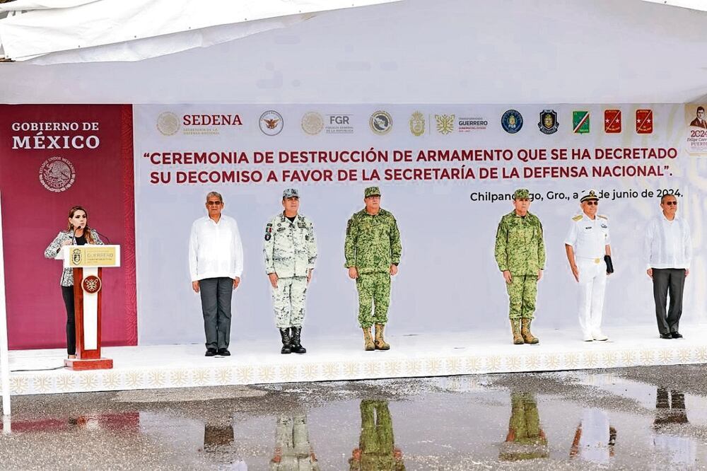 La gobernadora Evelyn Salgado dijo que no sólo se trata de la destrucción de armas, sino del compromiso del gobierno de México con la paz y la justicia. Foto: Especial