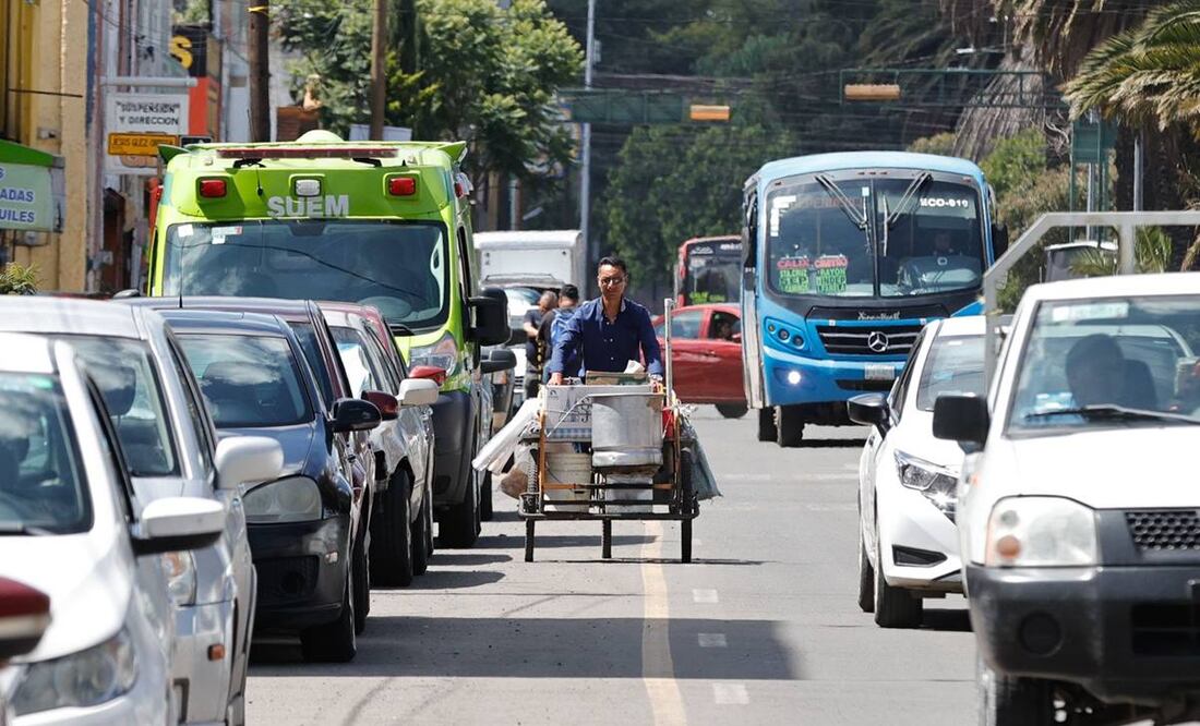 “¡No queremos ciclovía!”, señalaron comerciantes establecidos al rechazar la imposición del proyecto de carriles exclusivos para bicicletas. Foto: Jorge Alvarado / EL UNIVERSAL