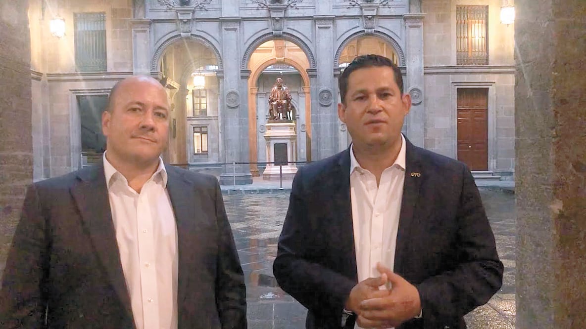 Tras reunirse con el Presidente, los gobernadores de Jalisco y Guanajuato, Enrique Alfaro y Diego Sinhue Rodríguez, emitieron un mensaje conjunto. TOMADA DE VIDEO