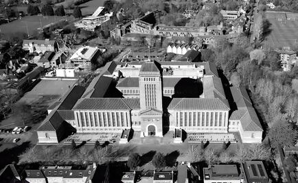 ¿Biblioteca de Cambridge guarda pornografía?