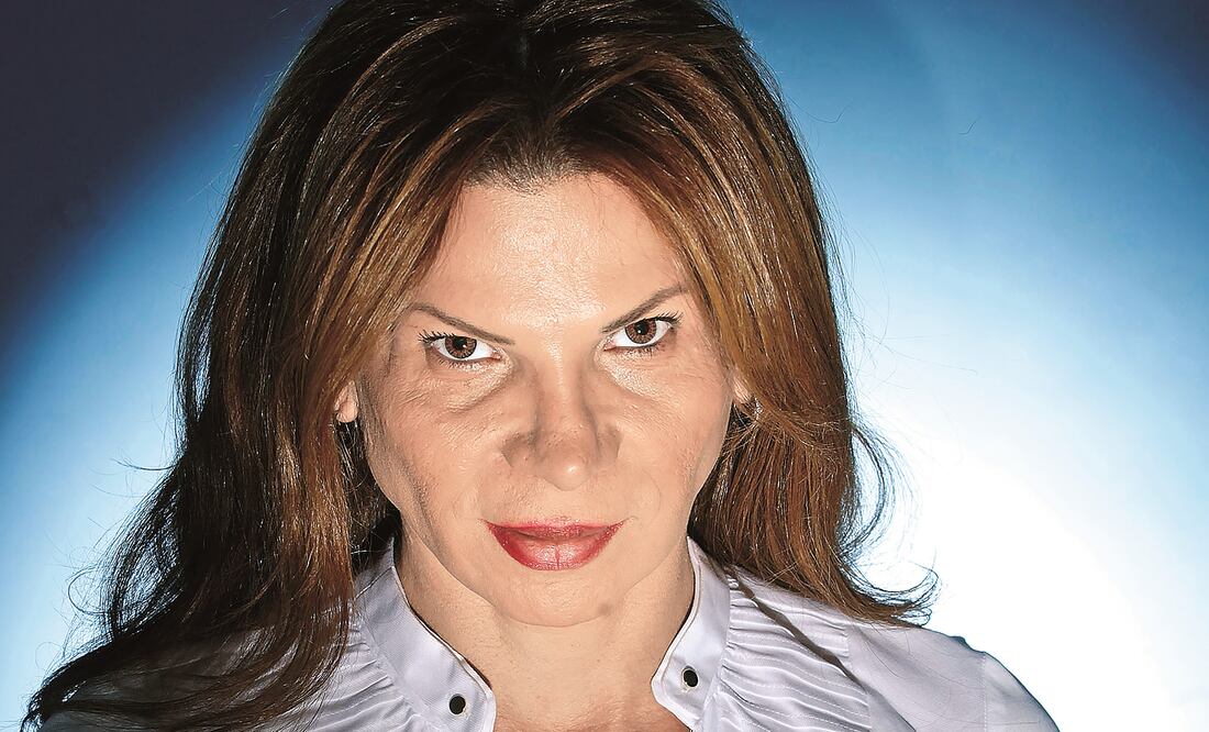 Mhoni vidente sugiere a Televisa y TV Azteca reinventarse (JUAN CARLOS REYES GARCIA. EL UNIVERSAL)