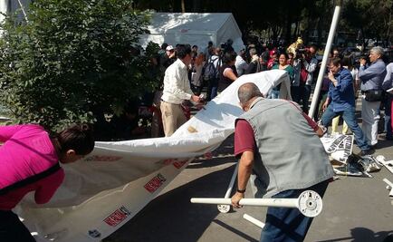 Padres de los 43 retiran plantón en Chivatito