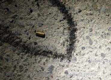 Presuntos narcomenudistas balean a joven por orinar su casa en la colonia Pensil