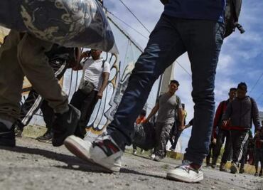 Embajada de EU refuerza mensaje de Trump y difunde campaña contra migrantes; “Ni siquiera lo pienses”, lanza advertencia