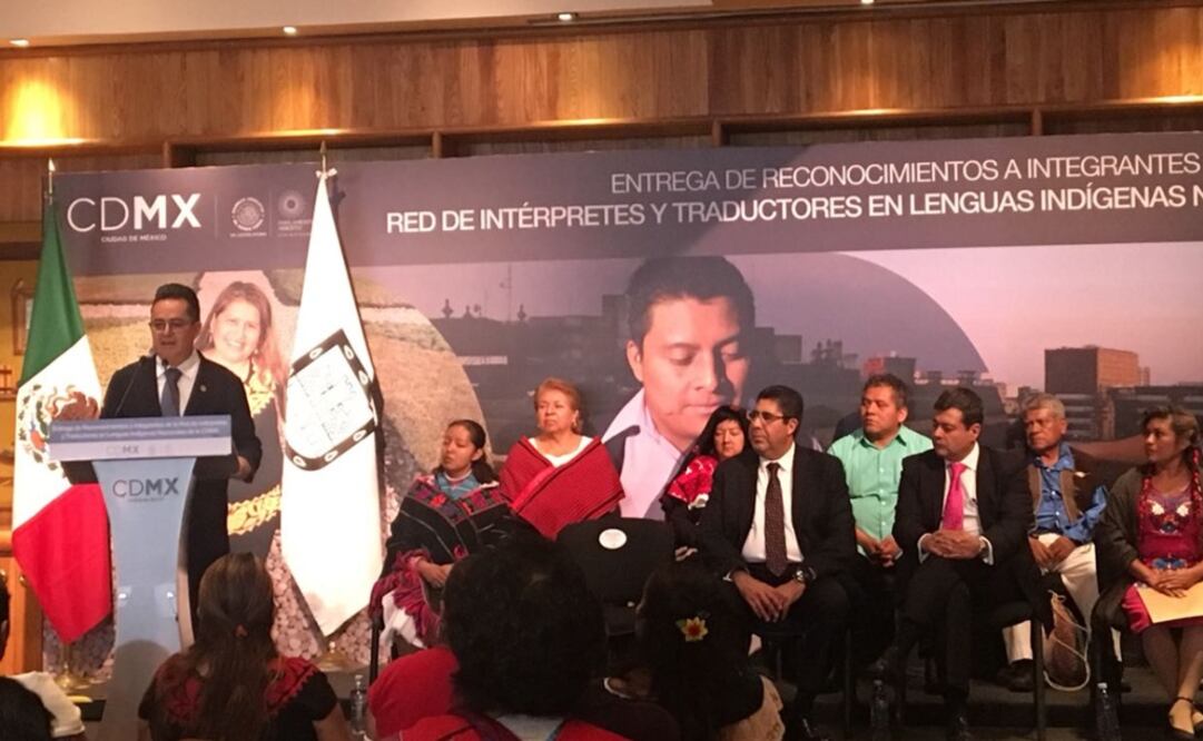 Leonel Luna, coordinador parlamentario de PRD en el recinto de Donceles y Allende (Foto: Twitter / @leonel_luna)