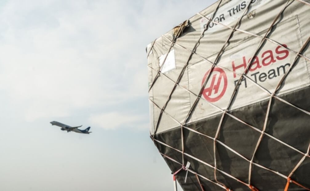 GALERÍA. Cargamento de la F1 llega a México para el Gran Premio de este fin de semana