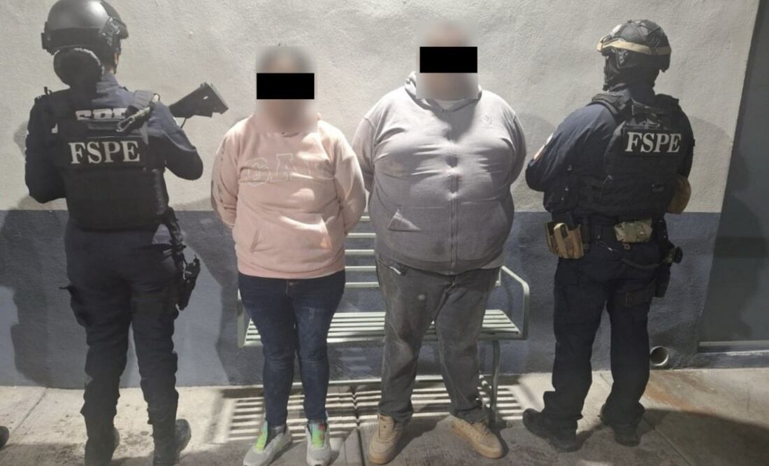 Detienen a Serafín por los delitos de feminicidio y homicidio de una mujer y de su hija; circulaba en motocicleta sin placas y con narcóticos. Foto: Especial.