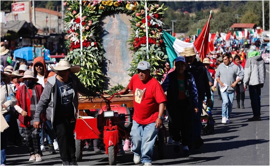 Peregrinos se dirigen a la Basílica de Guadalupe. Foto: Jorge Alvarado /ELUNIVERSAL