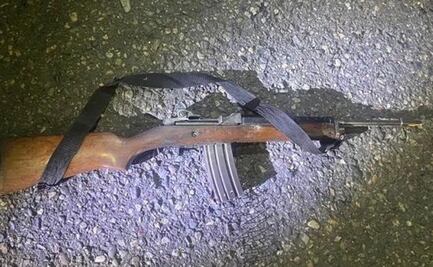 Policía de Michoacán abate a sujeto armado sobre la Autopista Siglo XXI