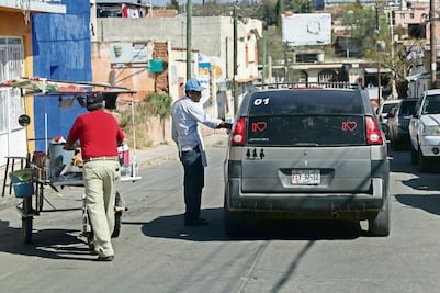Lo salvó que al criminal se le trabó la pistola
