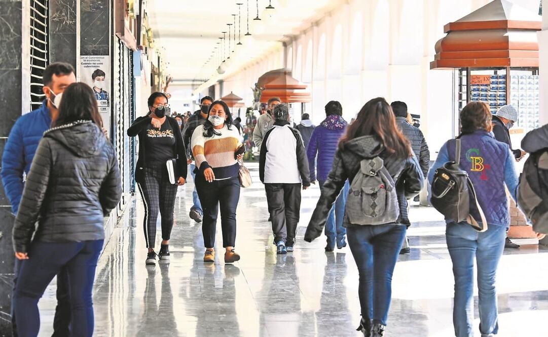 El ISEM recomienda a la población no confiarse y mantener las medidas sanitarias, como el uso del cubrebocas. Foto: ARCHIVO EL UNIVERSAL