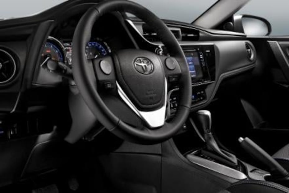 Toyota Corolla 2017: Un mejor plan para dominar al mundo