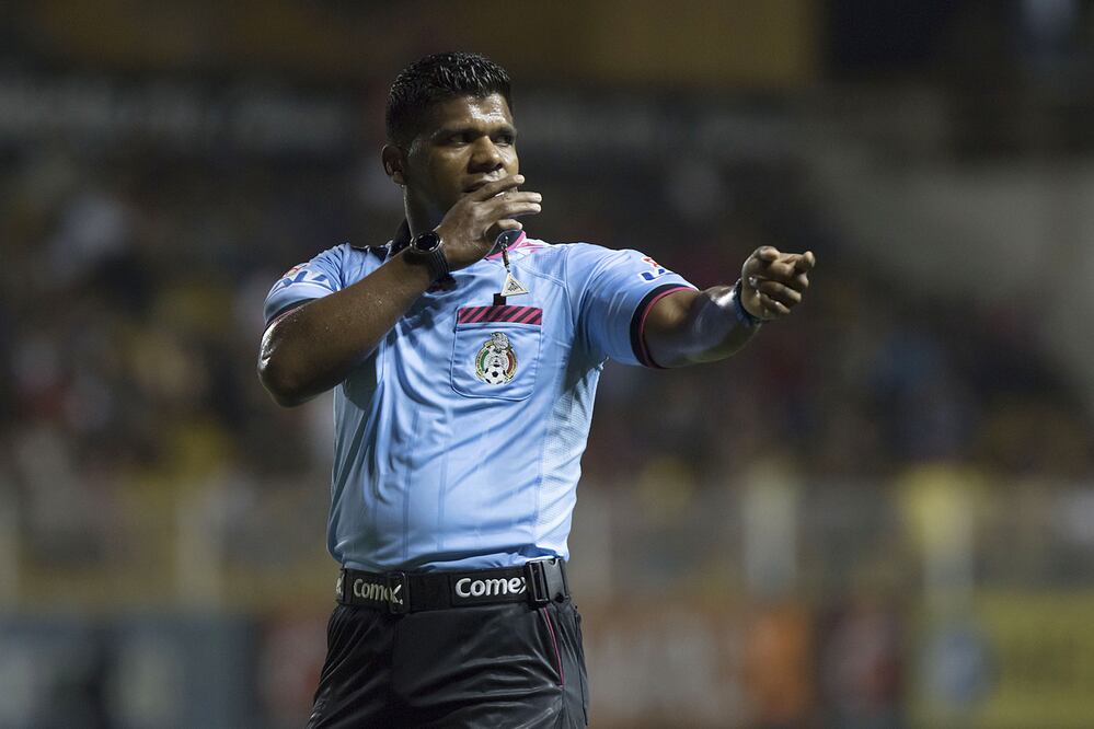 Imago7. Adalid Maganda durante un partido del torneo Clausura 2017 de la Liga de Ascenso