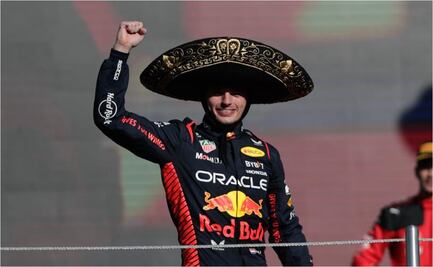 VIDEO: Max Verstappen festeja su triunfo en el GP de México con sombrero de mariachi